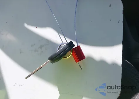 2014 Ford Focus Se z USA, uszkodzony, nr VIN 1FADP3K27EL139356